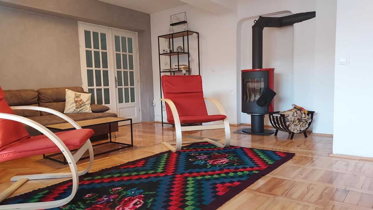 Barlog Apartment Brasov Bagian luar foto