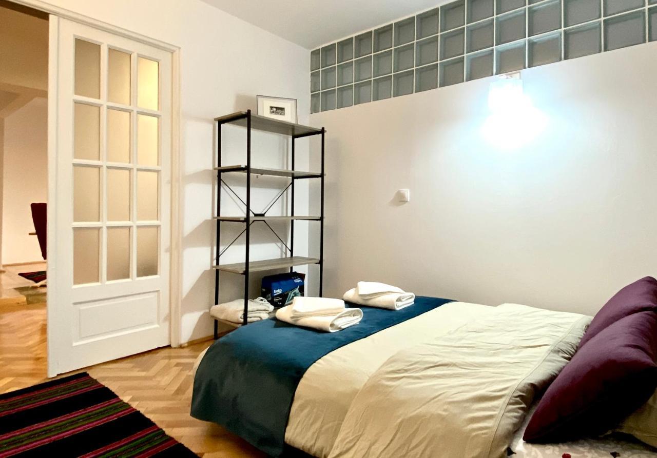 Barlog Apartment Brasov Bagian luar foto