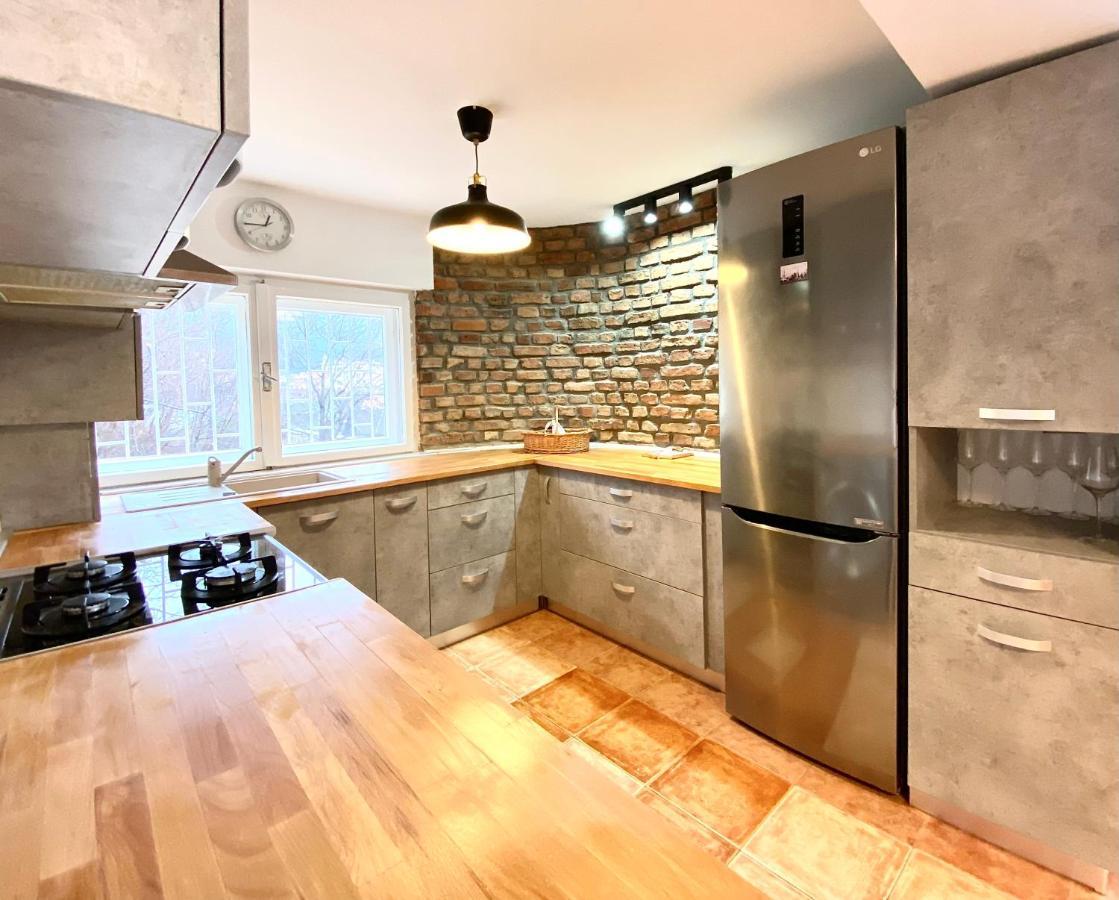 Barlog Apartment Brasov Bagian luar foto