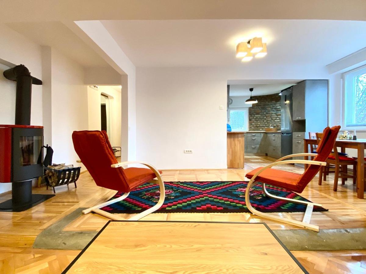 Barlog Apartment Brasov Bagian luar foto